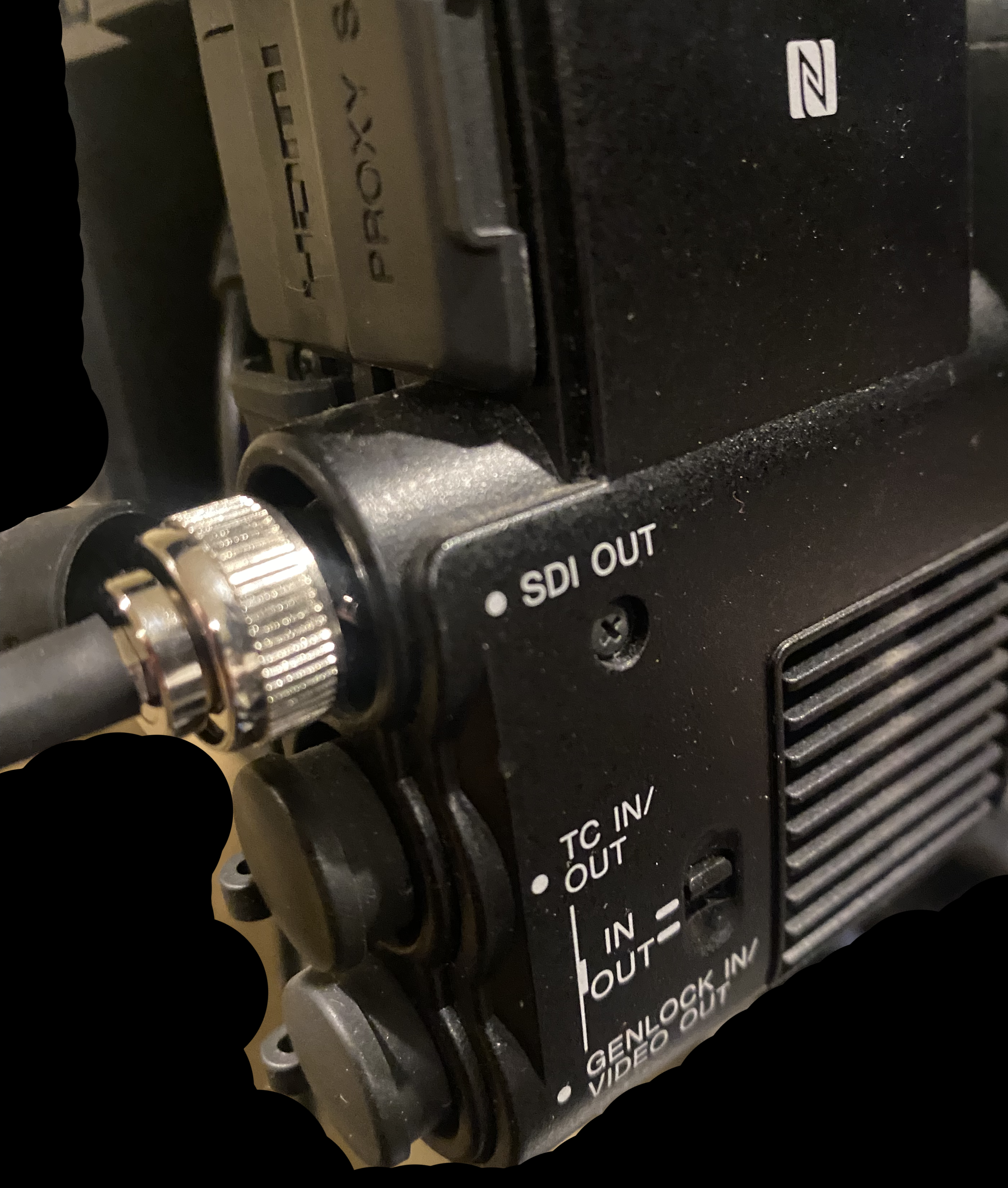 Teradek-Camera-SDIOut-use.png